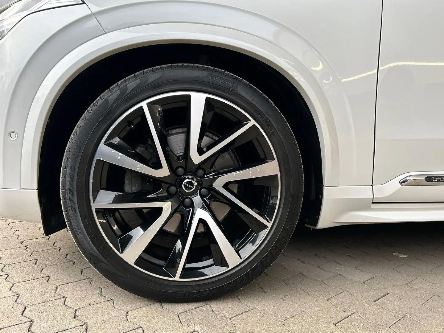 XC90 Inscription AWD B5 Diesel EU6d-T AHK Pano H