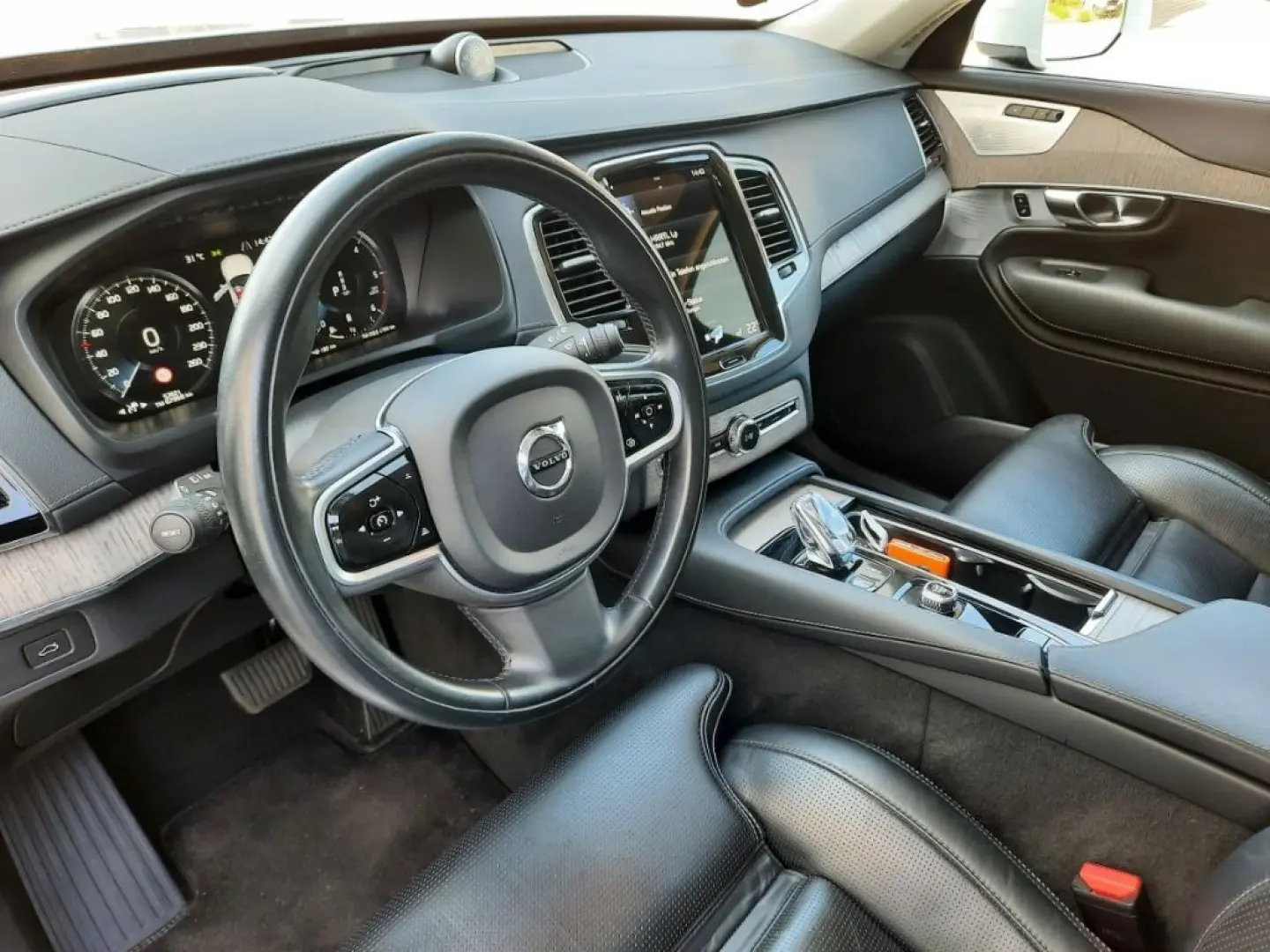 XC90 B5 AWD Inscription Luft 22'' StdHzg HUD Pan