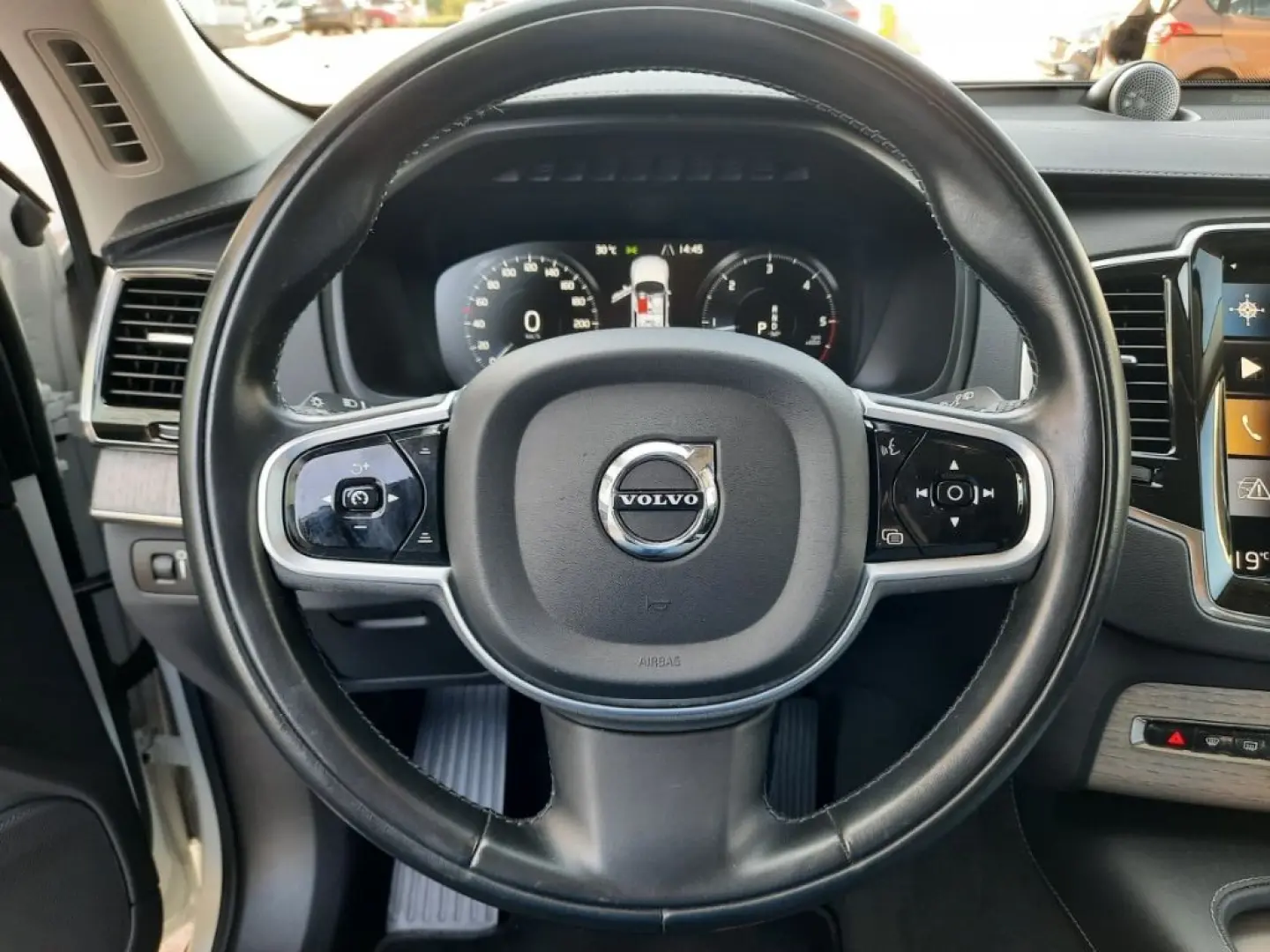 XC90 B5 AWD Inscription Luft 22'' StdHzg HUD Pan