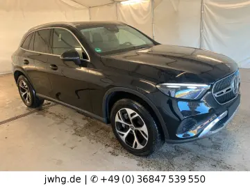 GLC 300 e 4M Avantgarde Pano Distronic+ Burm AHK