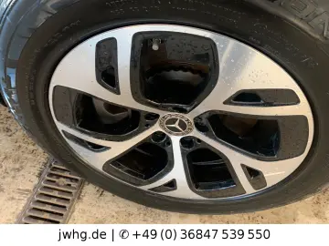 GLC 300 e 4M Avantgarde Pano Distronic+ Burm AHK