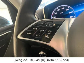 GLC 300 e 4M Avantgarde Pano Distronic+ Burm AHK