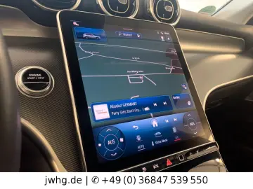 GLC 300 e 4M Avantgarde Pano Distronic+ Burm AHK