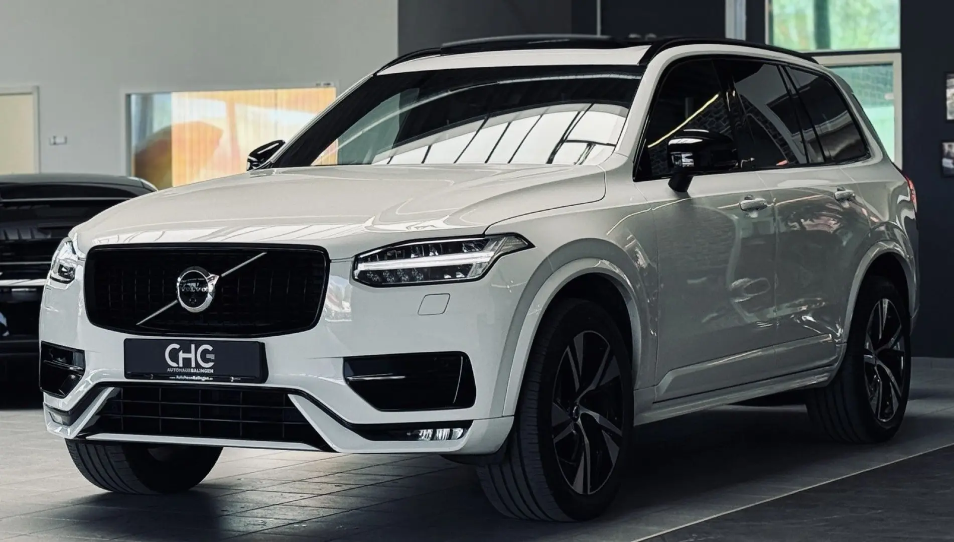 XC90 R Design AWD 7-Sitzer |AHK|HUD|PANO|360*