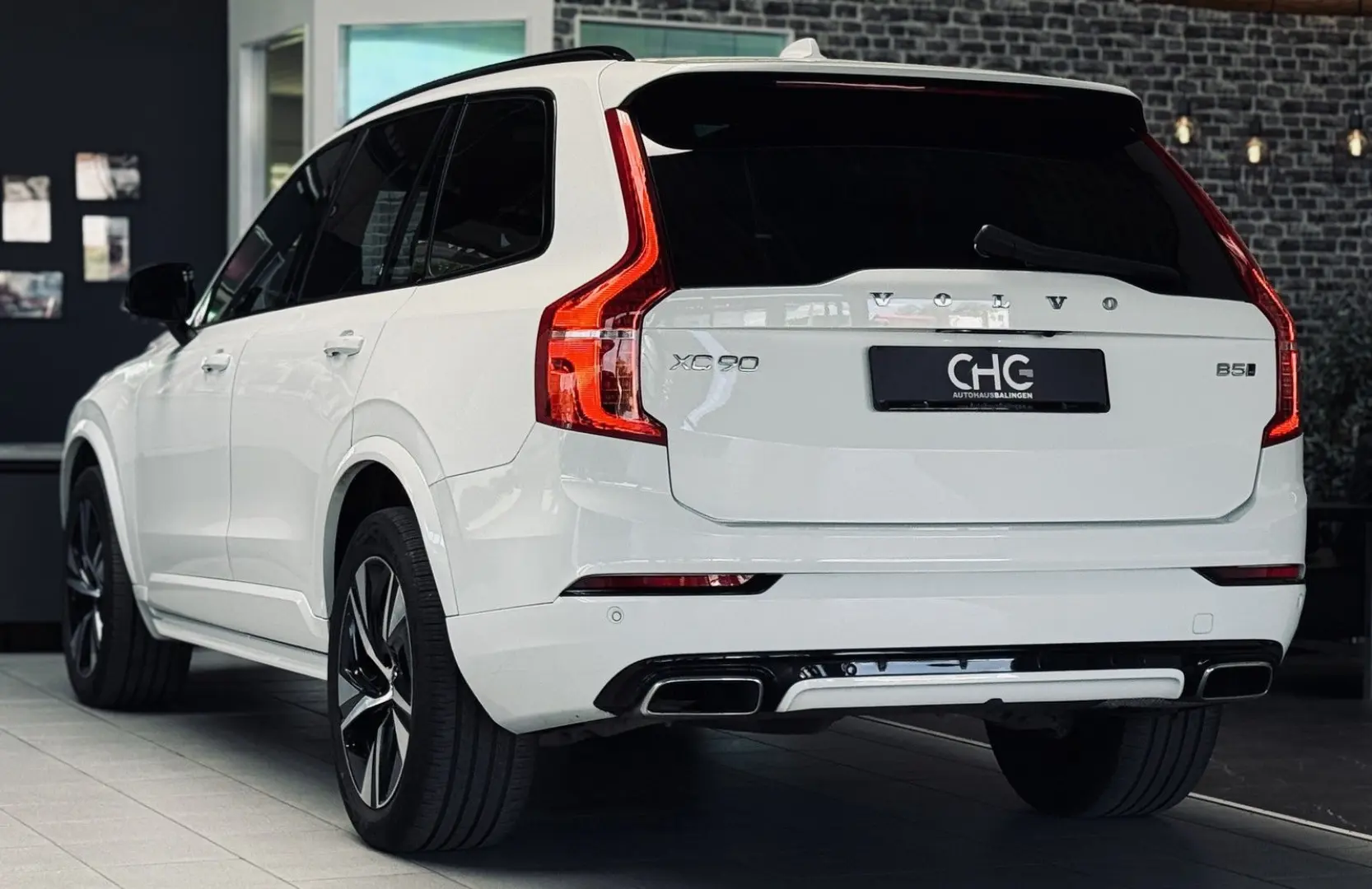 XC90 R Design AWD 7-Sitzer |AHK|HUD|PANO|360*