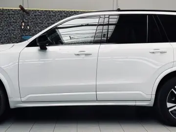 XC90 R Design AWD 7-Sitzer |AHK|HUD|PANO|360*