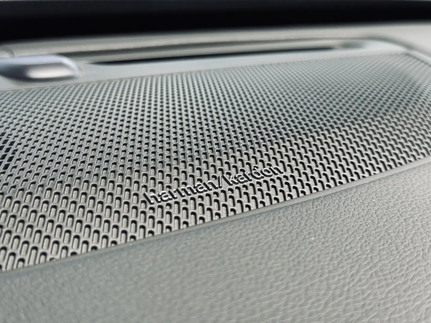 XC90 R Design AWD 7-Sitzer |AHK|HUD|PANO|360*