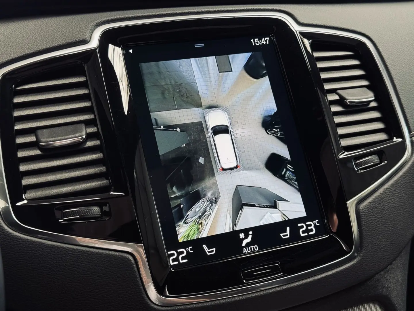 XC90 R Design AWD 7-Sitzer |AHK|HUD|PANO|360*