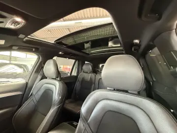 XC90 R Design AWD 7-Sitzer |AHK|HUD|PANO|360*
