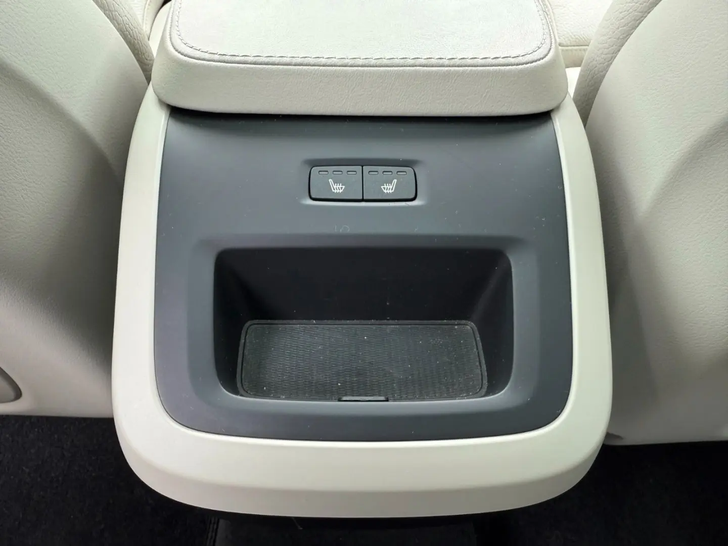 XC90 B5 DIESEL PLUS BRIGHT+HARMAN+360°+PANO+AHK+