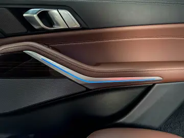BMW X7 xDrive 40i Mild Hybrid