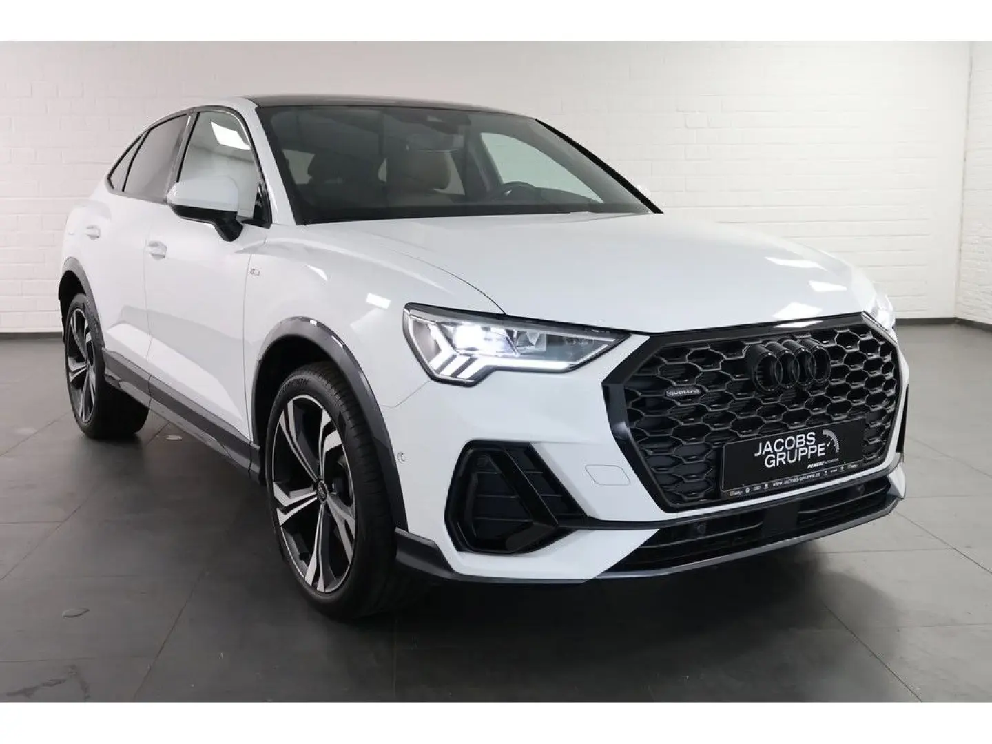 Q3 Sportback 40 TDI quattro S-line S-tronic,LED,