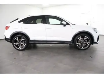 Q3 Sportback 40 TDI quattro S-line S-tronic,LED,
