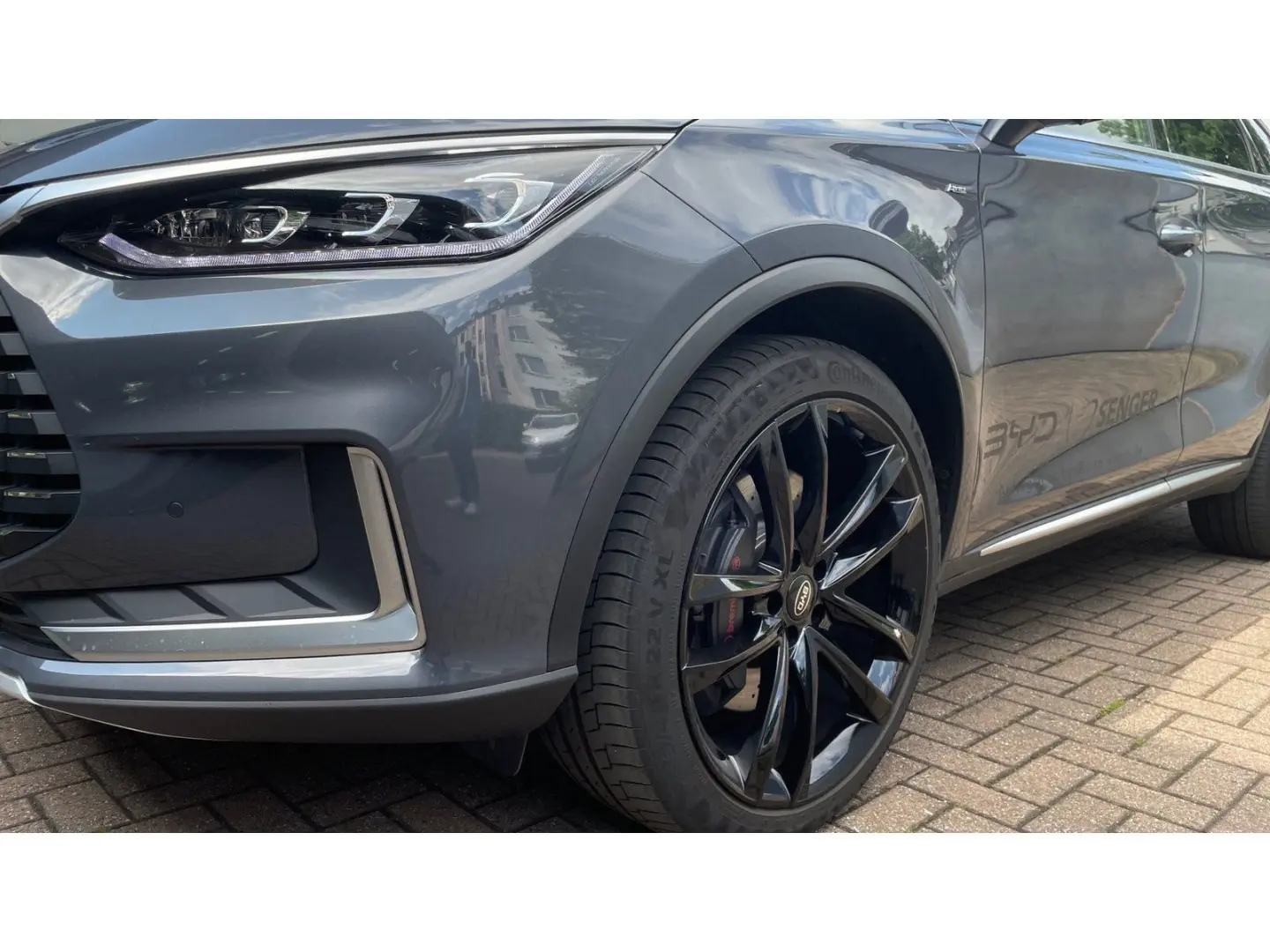 TANG EV AWD 7-Seat Panorama Ambient DIRAC LED