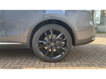 TANG EV AWD 7-Seat Panorama Ambient DIRAC LED