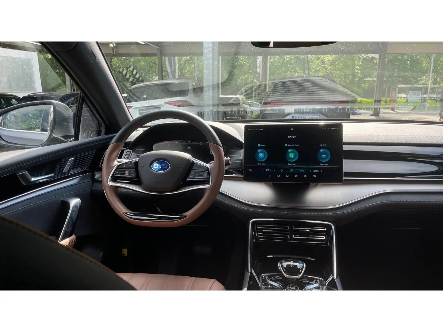 TANG EV AWD 7-Seat Panorama Ambient DIRAC LED