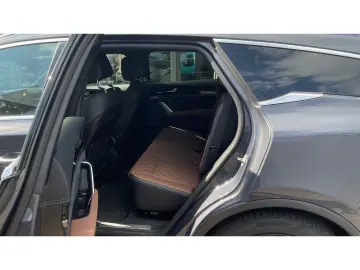 TANG EV AWD 7-Seat Panorama Ambient DIRAC LED
