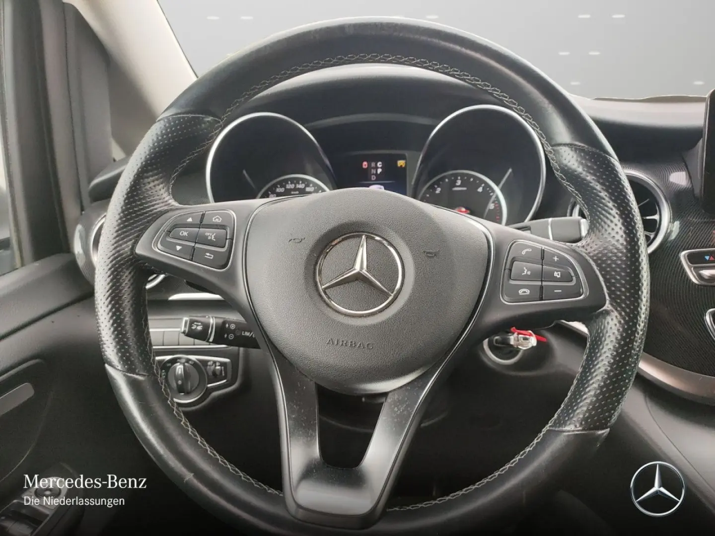 V 300 d Kompakt EDITION+SportP+9G+AHK+Kamera+DIS