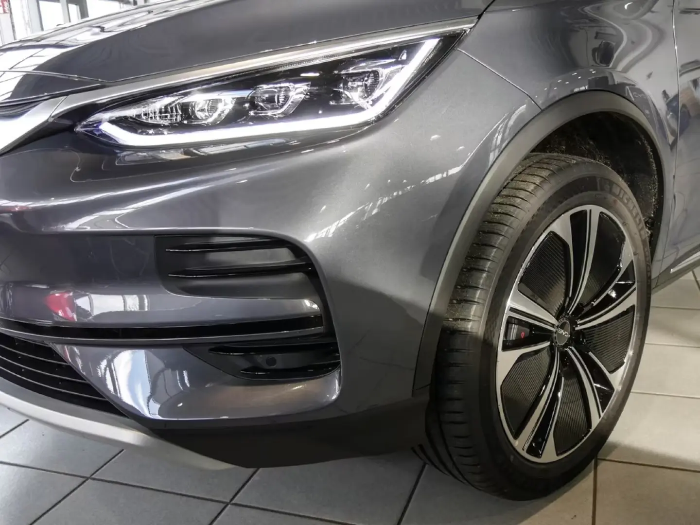 BYD Tang