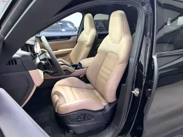 CAYENNE COUPE E-HYBRID FACELIFT INNO-DRIVE 21