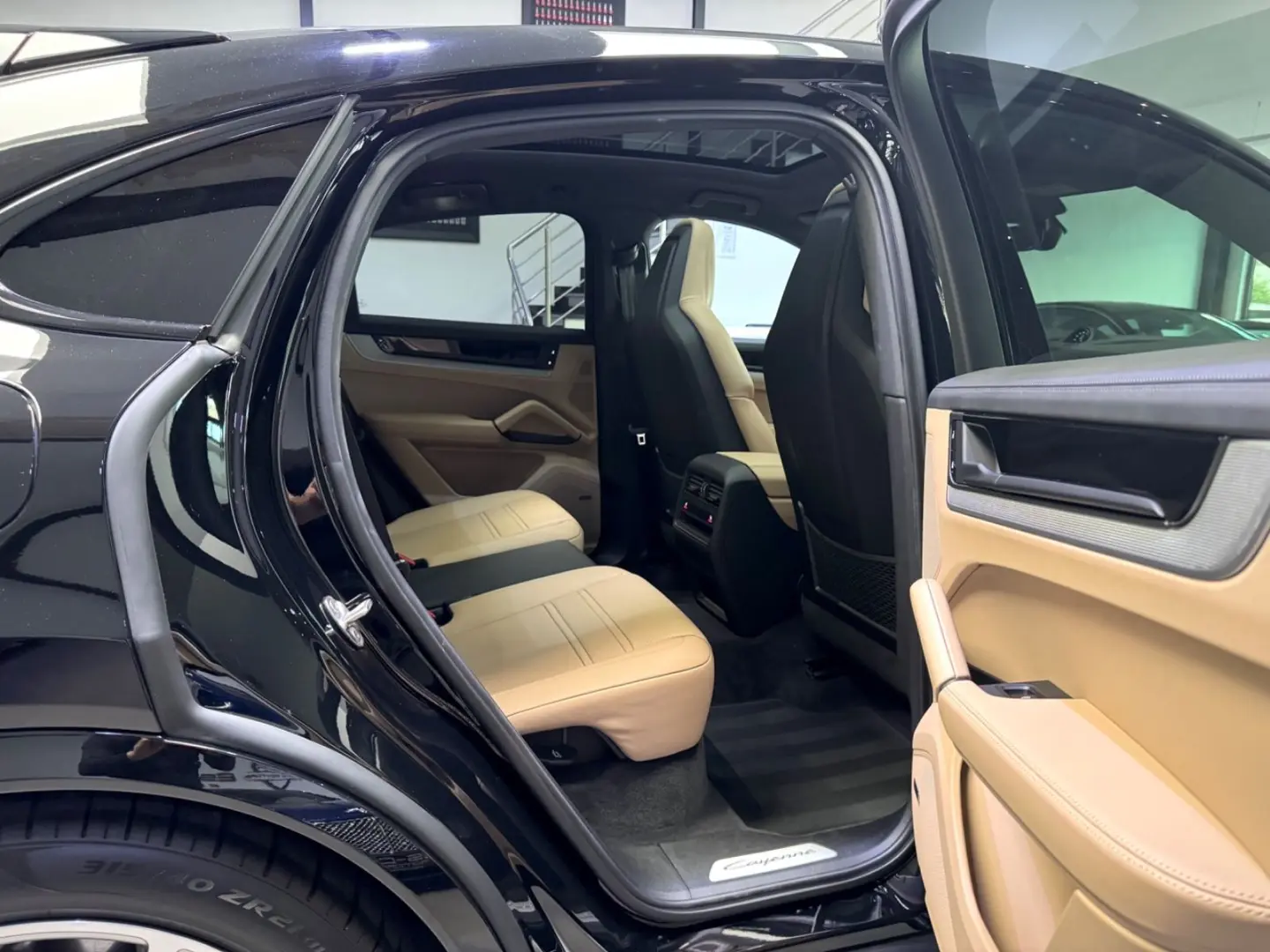 CAYENNE COUPE E-HYBRID FACELIFT INNO-DRIVE 21