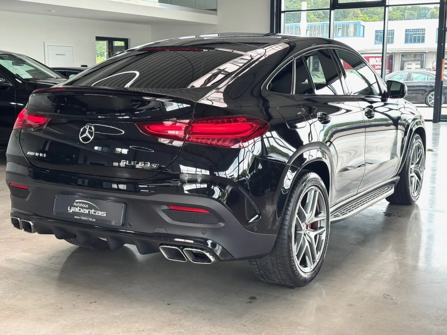 GLE 63 S AMG 4M+ Coupe Pano AIRMATIC DISTRONIC P