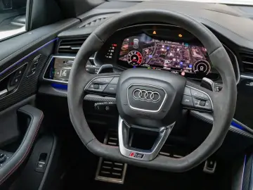 RS Q8 TFSI quattro tiptronic AIR Pano ACC HUD
