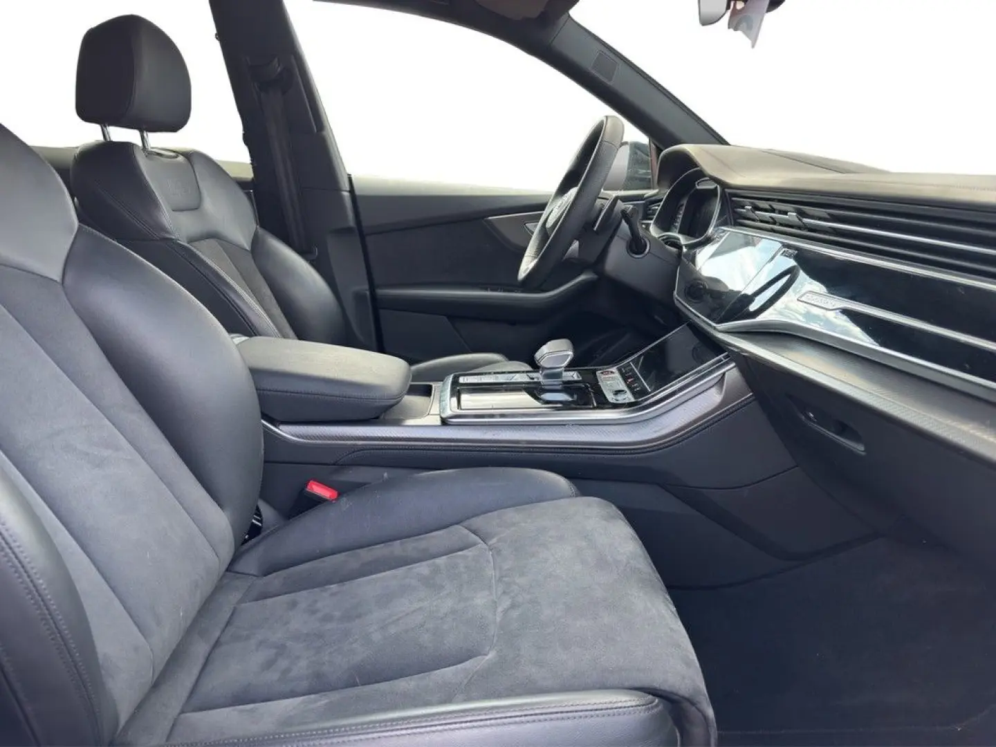 RSQ8  4.0 TFSI quattro MATRIX*B&O*HEADUP*VIRTUAL