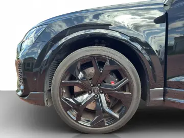 RSQ8  4.0 TFSI quattro MATRIX*B&O*HEADUP*VIRTUAL