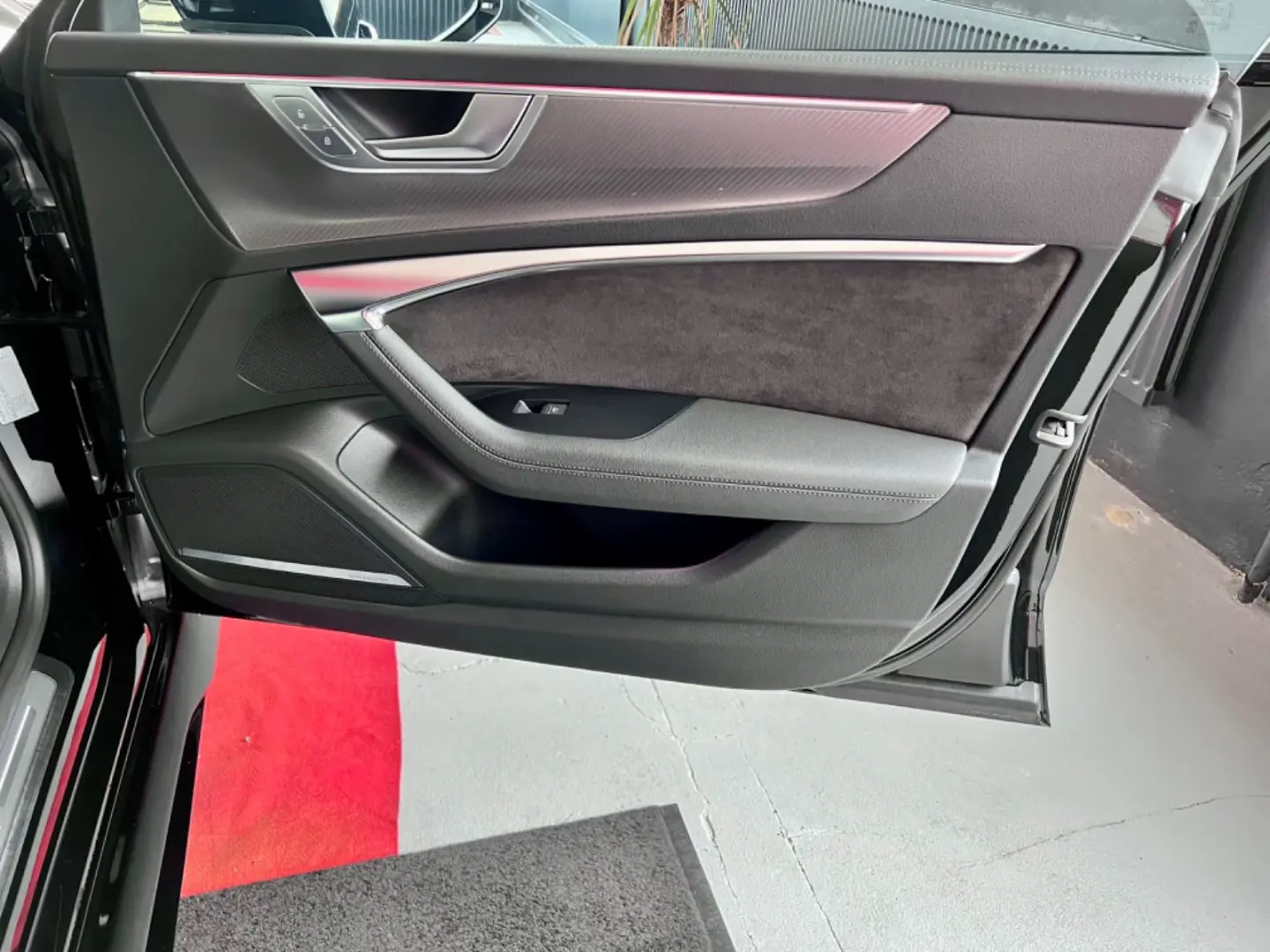 RS7 DynamikPaket B&O HeadUp KeylesGo TopView ACC