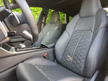 RS7 Sportback DYNPAK+ KERAMIK PANO 305km/h HEAD