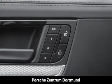 Cayenne E-Hybrid BOSE Luftfederung Panoramadach