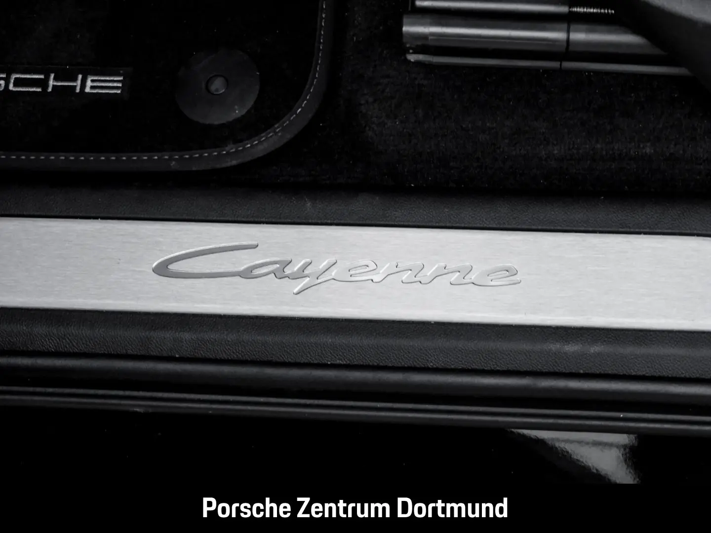 Cayenne E-Hybrid BOSE Luftfederung Panoramadach