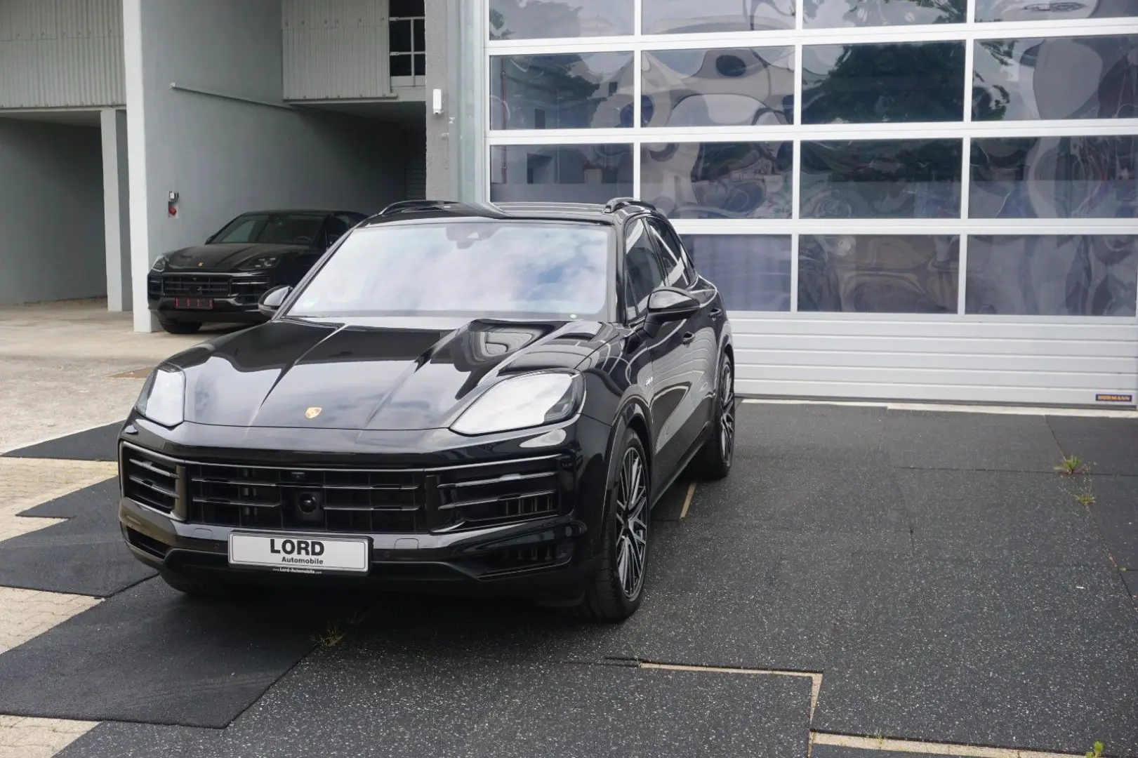 Cayenne E-Hybrid*Pano*BOSE*InnoDrive*Luft
