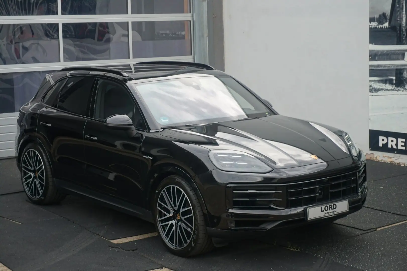 Cayenne E-Hybrid*Pano*BOSE*InnoDrive*Luft