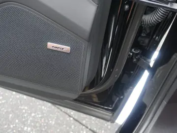 Cayenne E-Hybrid*Pano*BOSE*InnoDrive*Luft