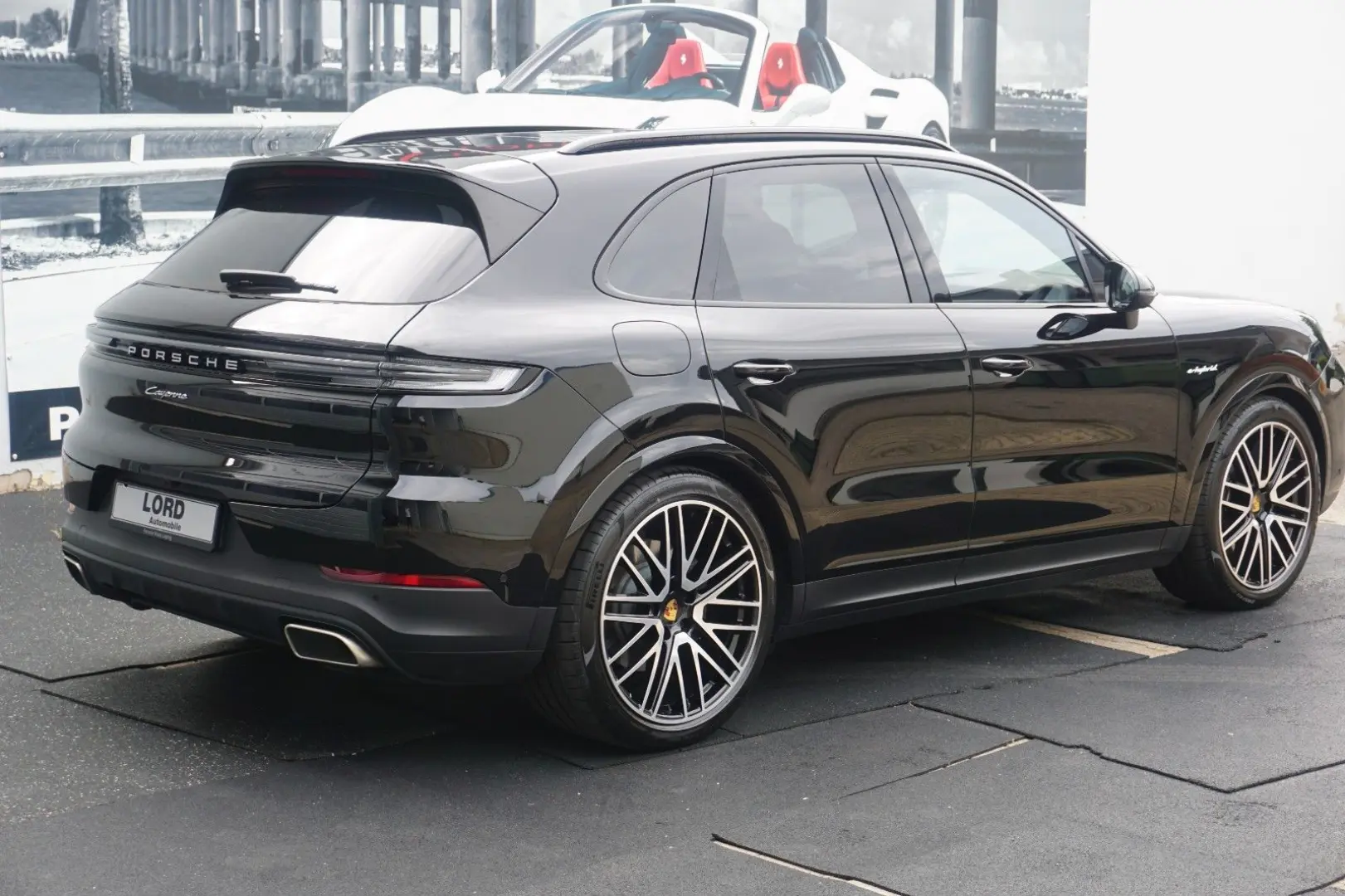 Cayenne E-Hybrid*Pano*BOSE*InnoDrive*Luft