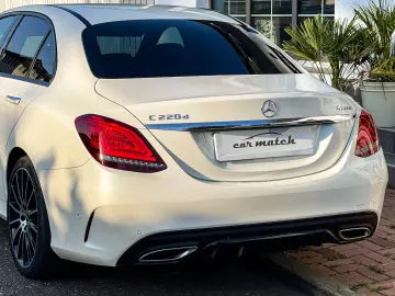 Mercedes-Benz C220 4Matic AMG Line