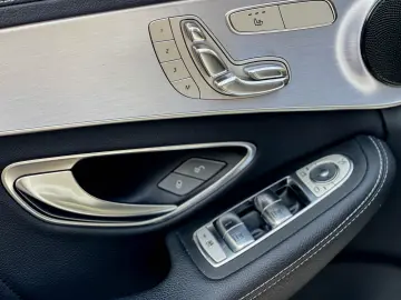 Mercedes-Benz C220 4Matic AMG Line