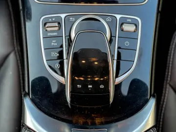 Mercedes-Benz C220 4Matic AMG Line