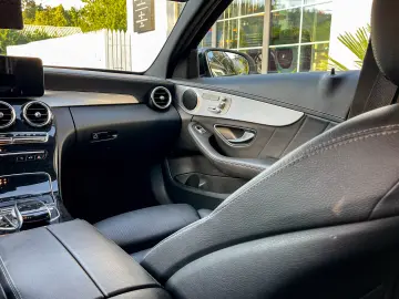 Mercedes-Benz C220 4Matic AMG Line