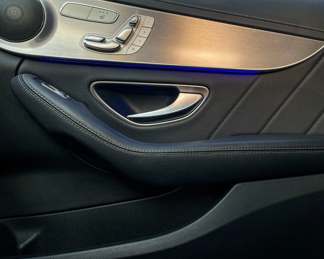 Mercedes-Benz C220 4Matic AMG Line