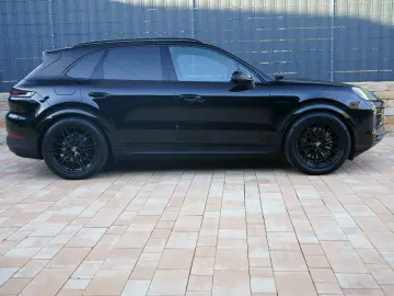 Cayenne E-Hybrid *P-DISPLAY*HLA*BOSE*INNO