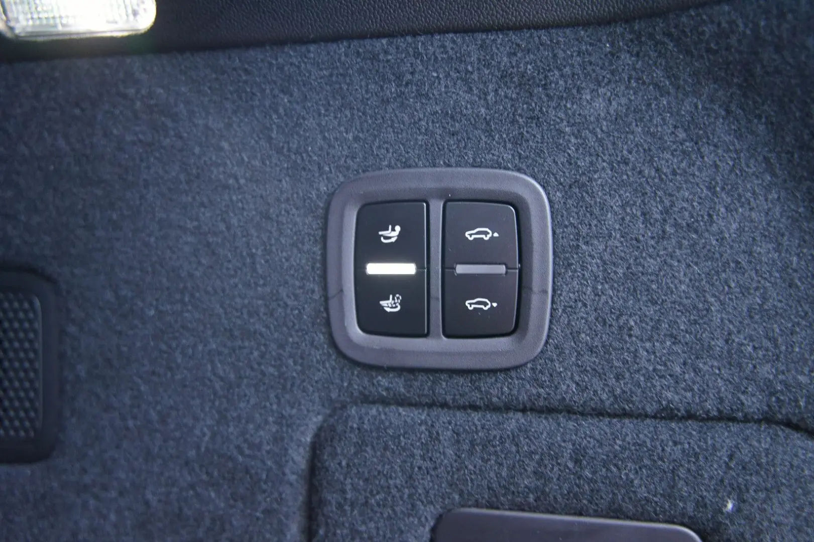 Cayenne E-Hybrid *P-DISPLAY*HLA*BOSE*INNO