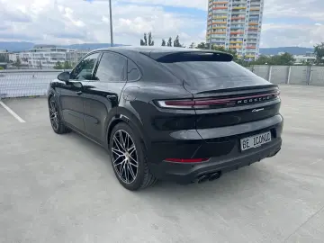 Cayenne Coupe E-Hybrid BOSE/PANO/PCM/DAB+/22