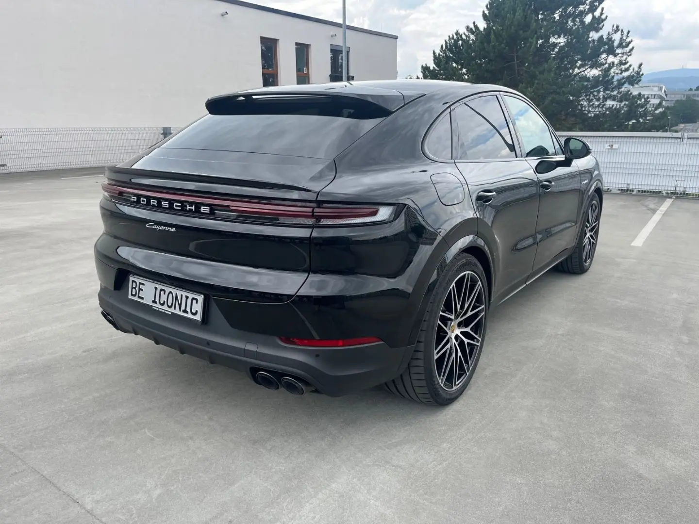 Cayenne Coupe E-Hybrid BOSE/PANO/PCM/DAB+/22