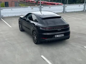 Cayenne Coupe E-Hybrid BOSE/PANO/PCM/DAB+/22