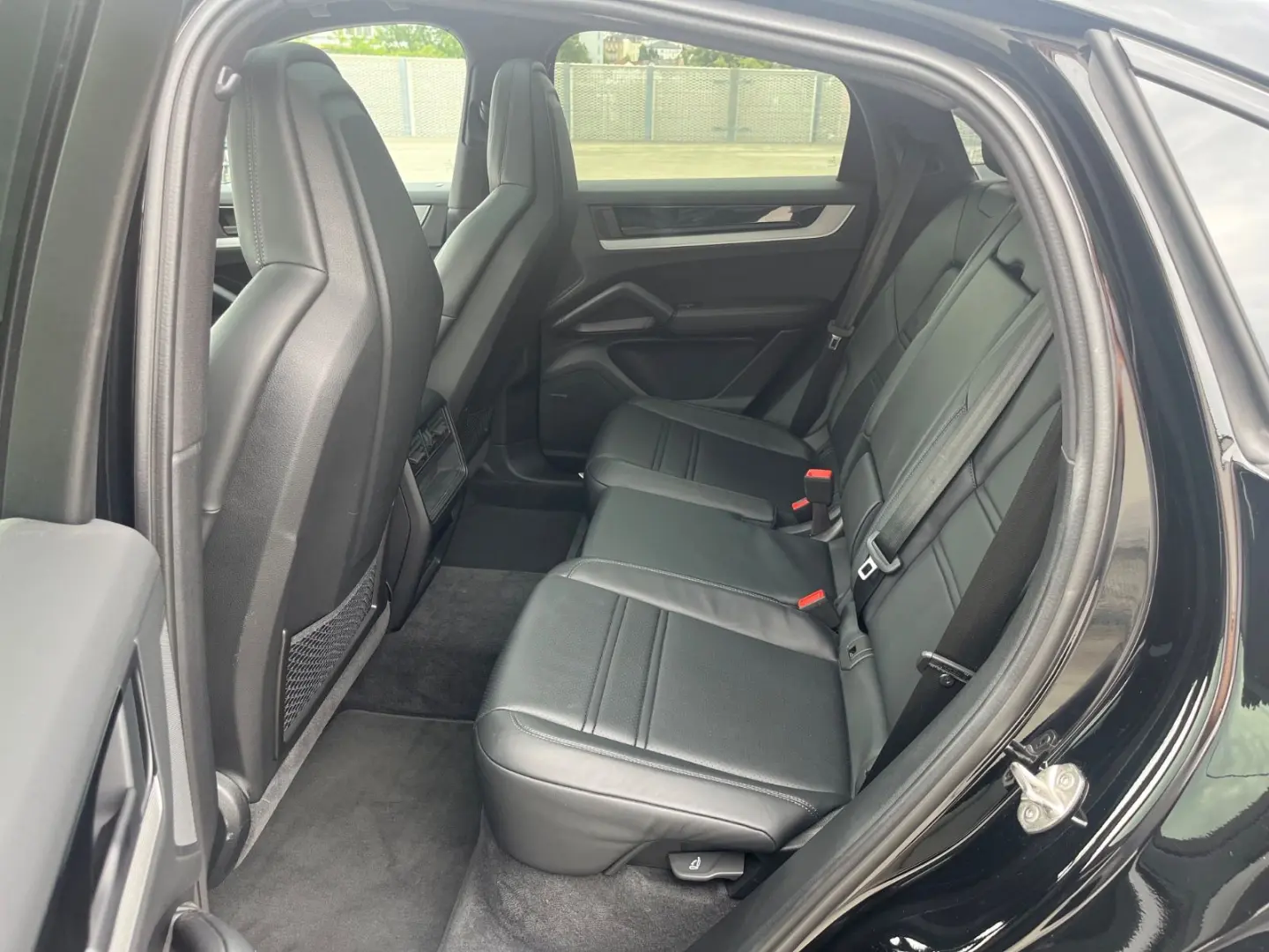 Cayenne Coupe E-Hybrid BOSE/PANO/PCM/DAB+/22