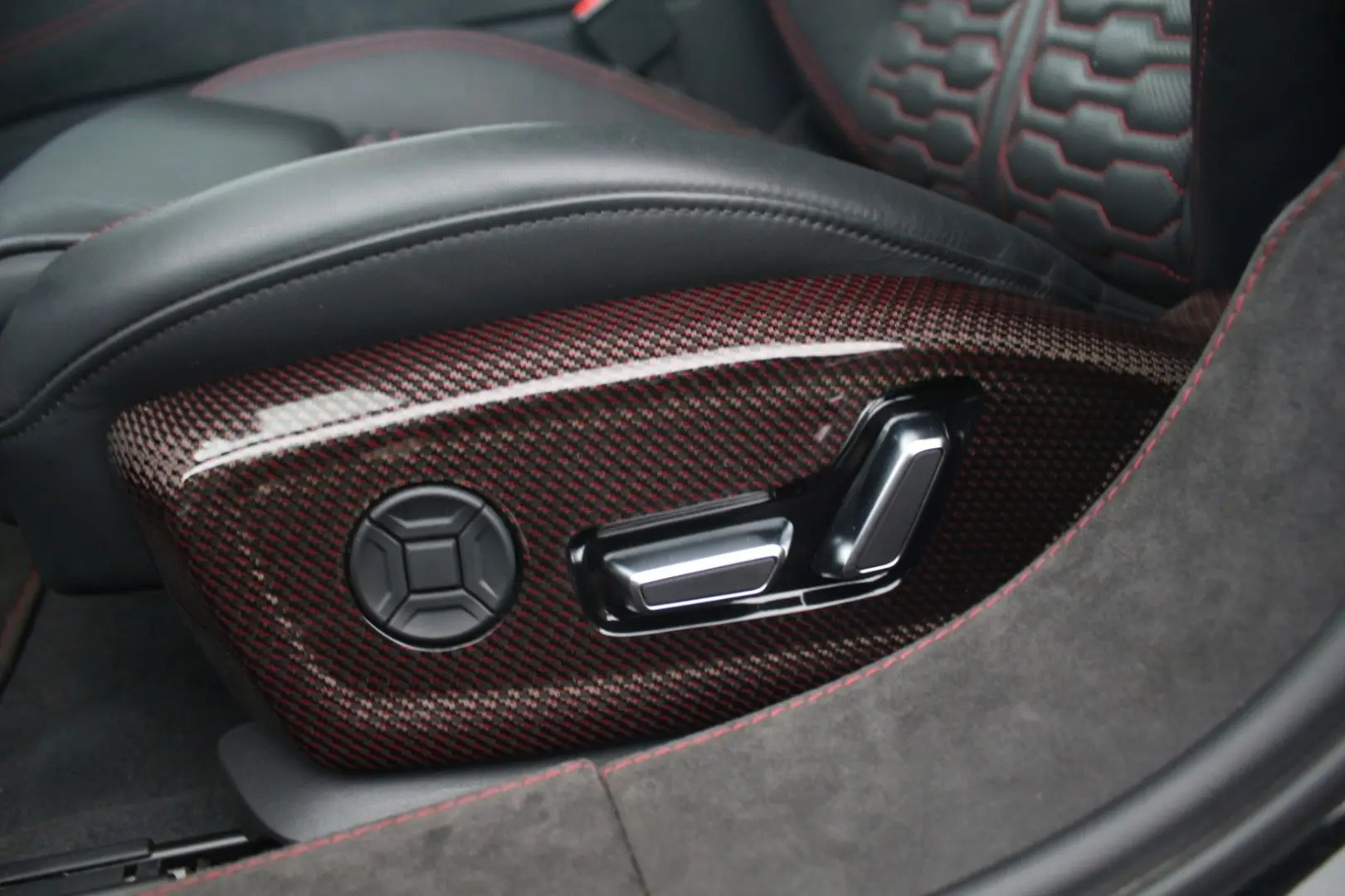 RS6 Johann ABT Signature Edition | B&O | Keramik