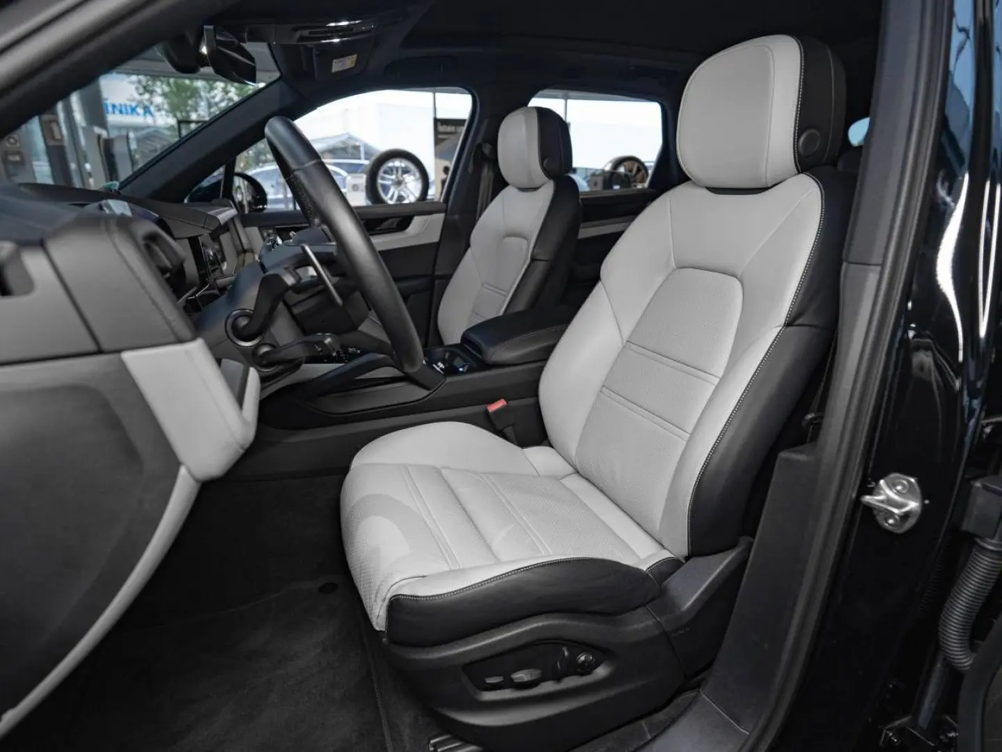 Porsche Cayenne E-Hybrid 346kW / 470hp